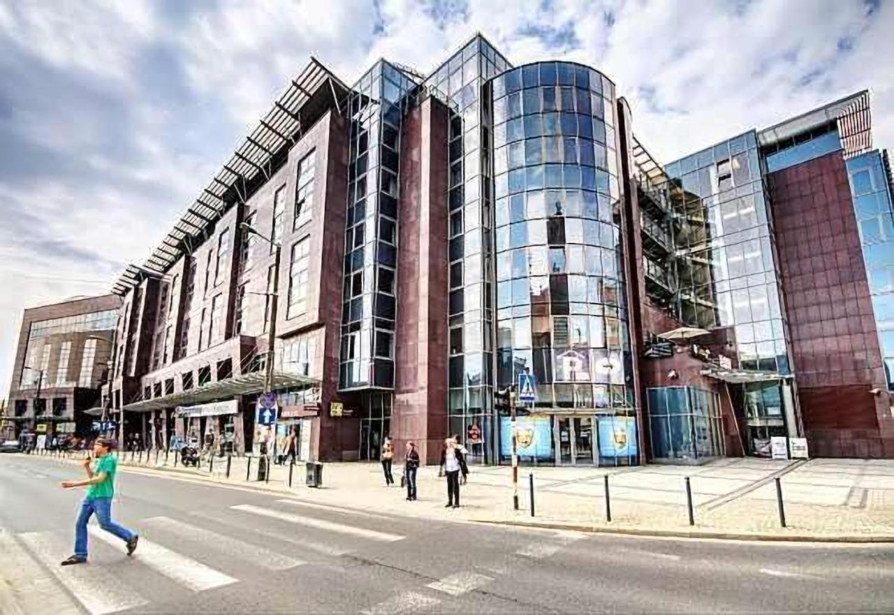 Apartments City Center Wroclaw - Parking Wliczony W Cene Bagian luar foto