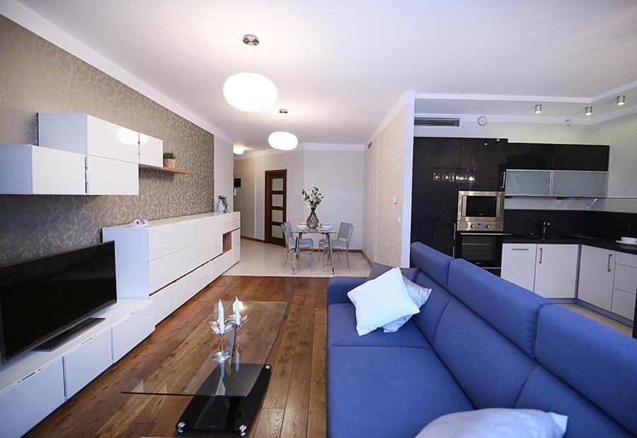 Apartments City Center Wroclaw - Parking Wliczony W Cene Bagian luar foto